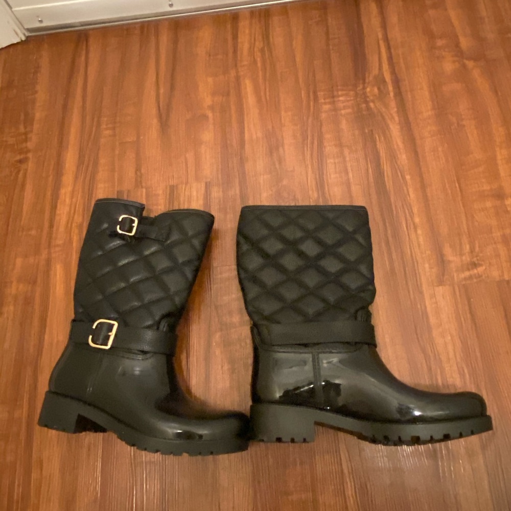 Rain/boots